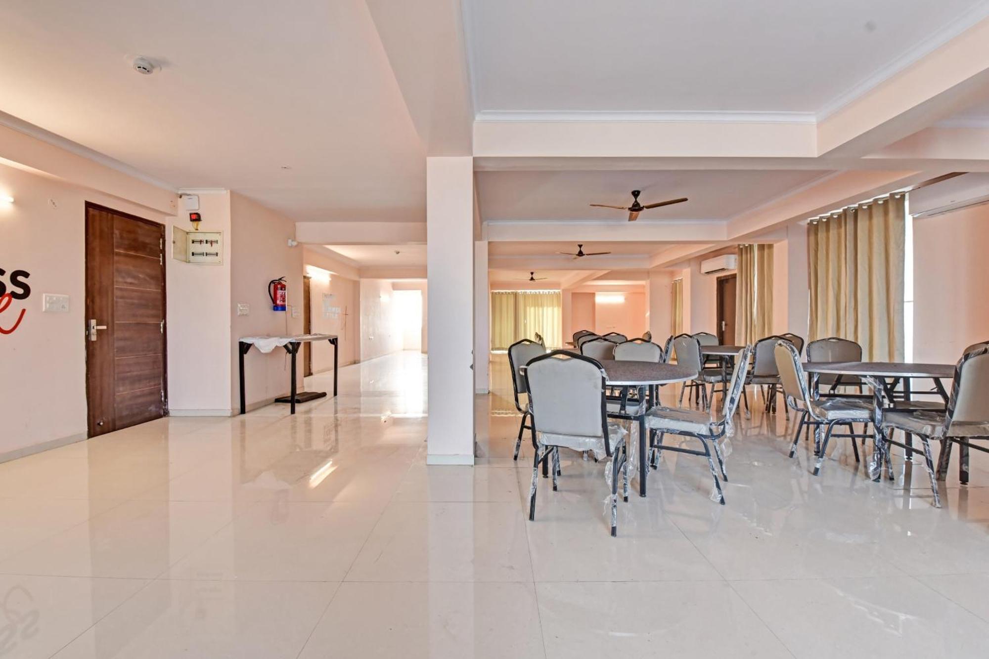 Hotel O Townhouse Jaipur Ngoại thất bức ảnh